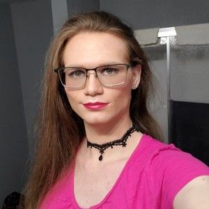 Meet your Posher, Devan